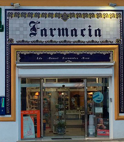 Farmacia Manuel María Fernández Llámanos